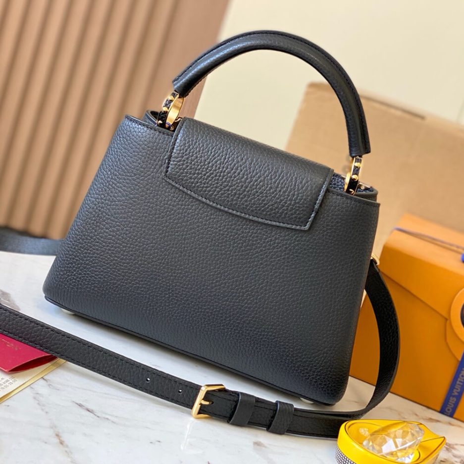 LV Capucines BB