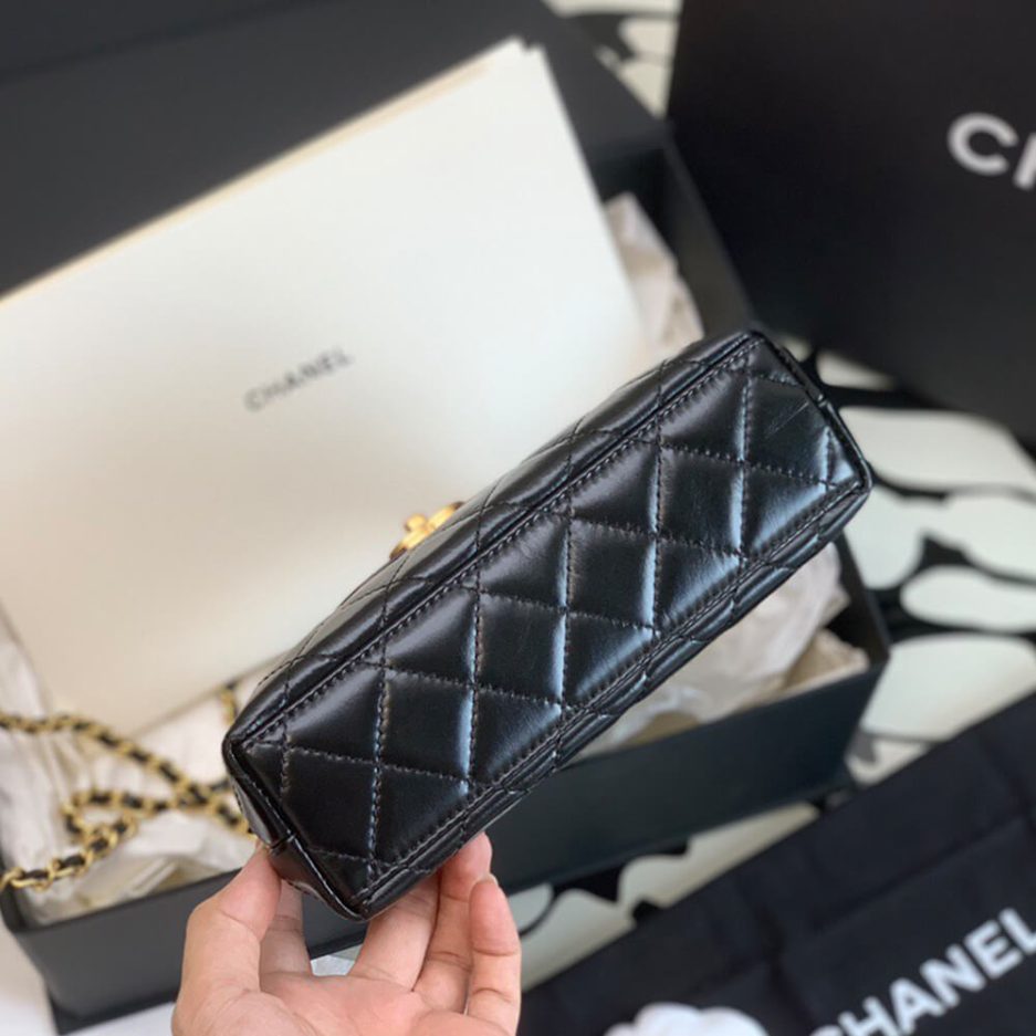 Ch*el kelly bag