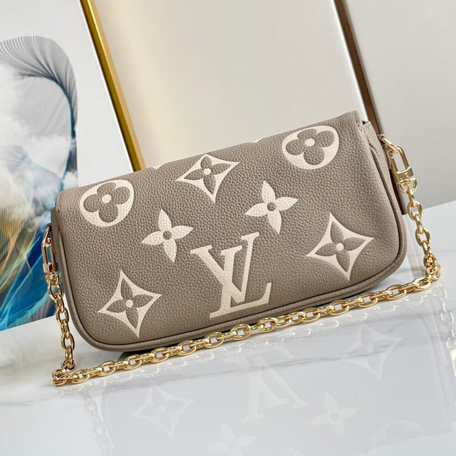 LV Wallet On Chain Ivy