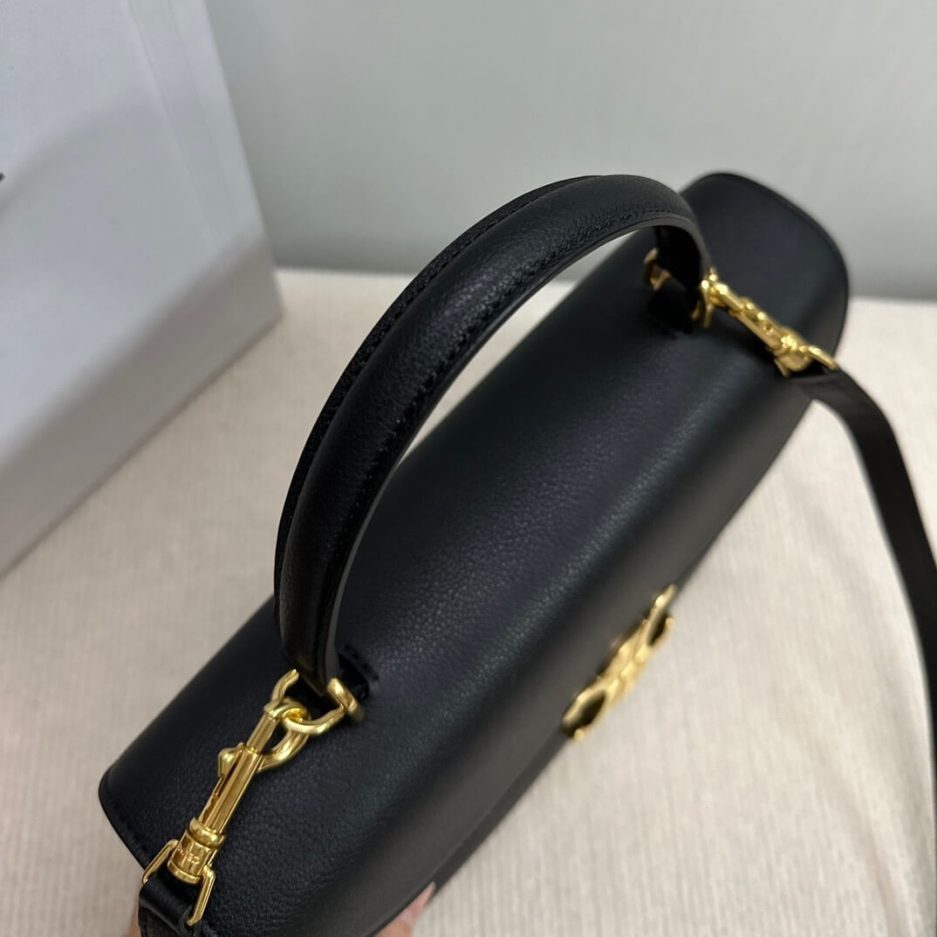 Ce**e medium size nino bag in soft cow leather