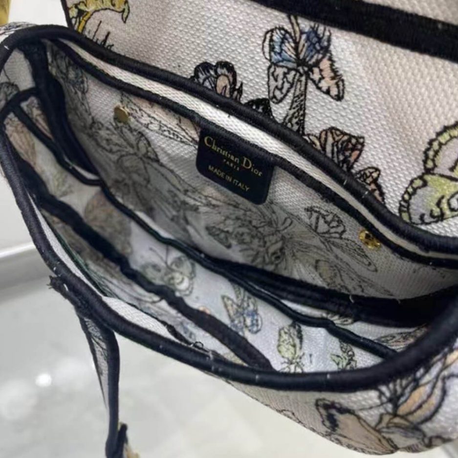 D*or saddle bag