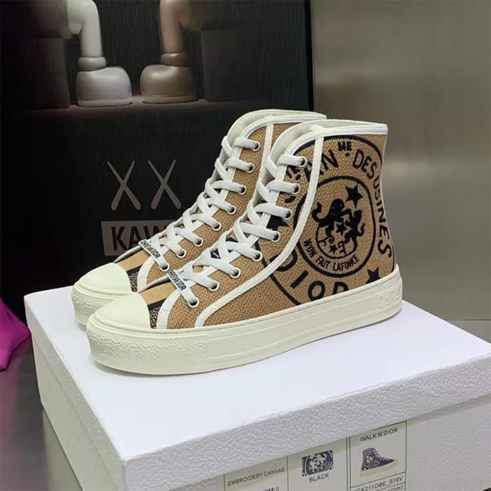 walk’n’D*or high-top sneaker