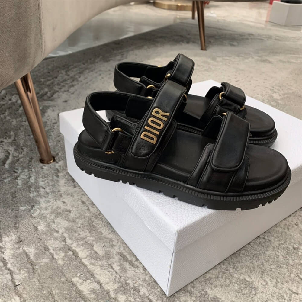 D*oract sandal