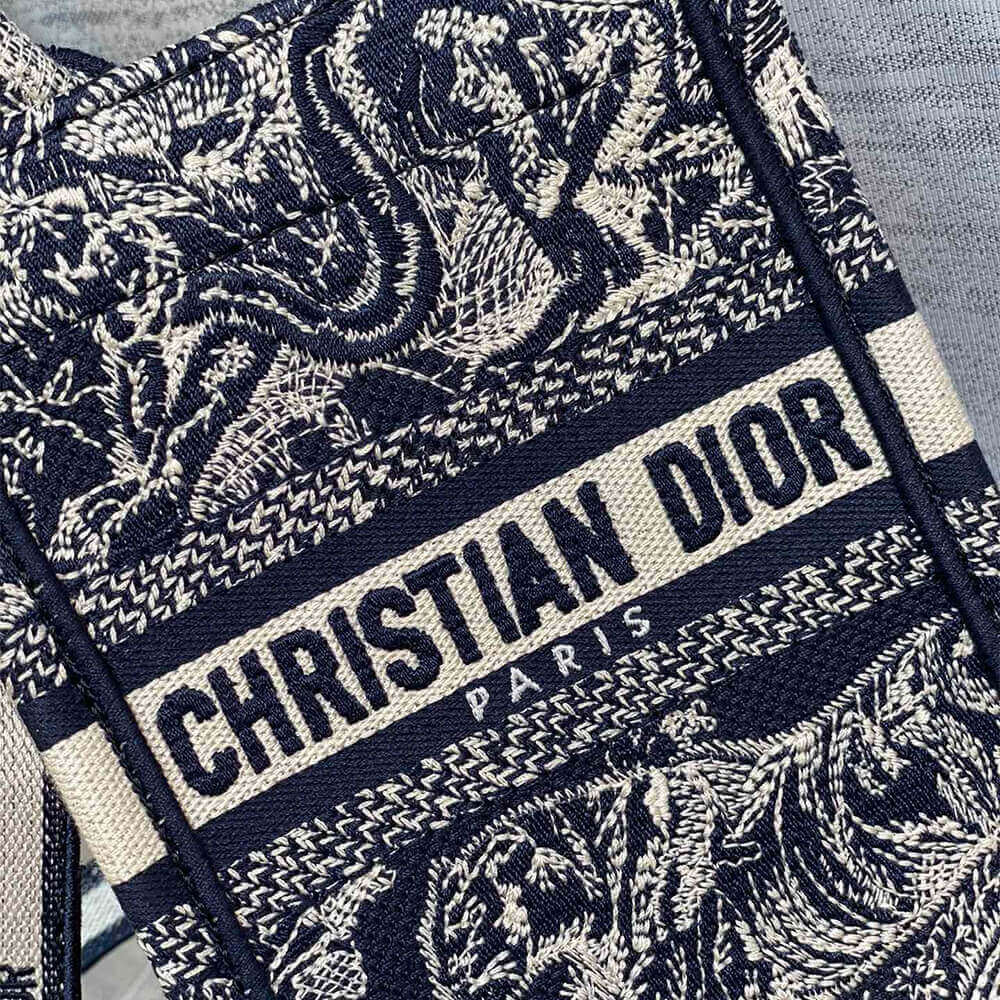mini vertical D*or book tote