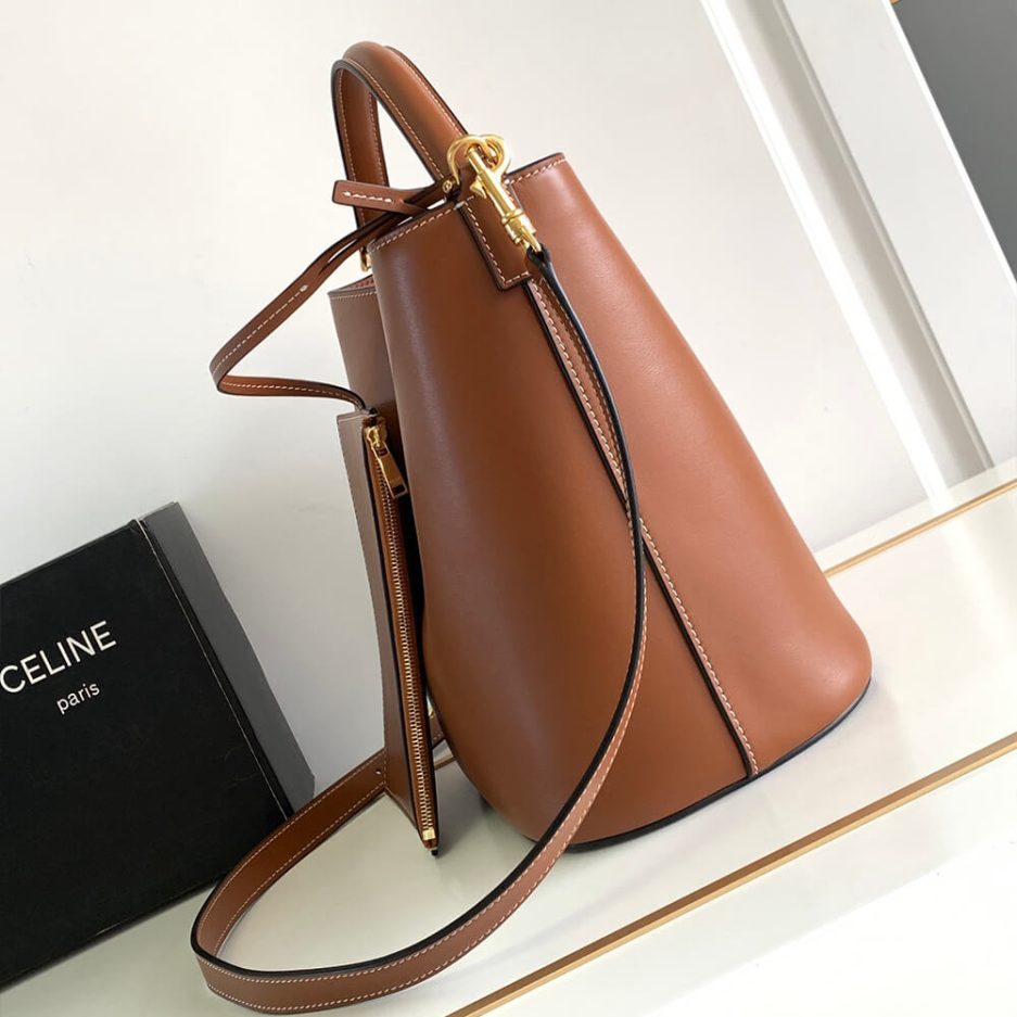 Ce**e medium l**ise bag in smooth calfskin