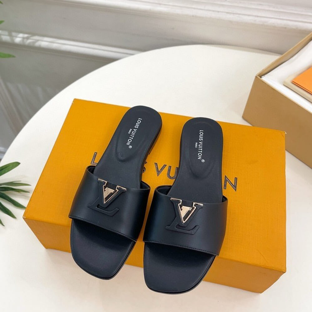 l**is V*t*n lv capri flat mule black